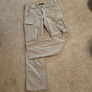 Tan 511 Tactical pants with cargo pockets